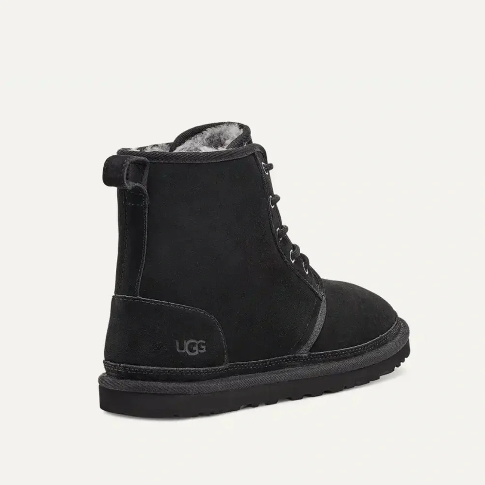 MEN’S HARKLEY UGG BOOTS SHEEPSKIN LINING - BLACK - SIZE 9 BNWT